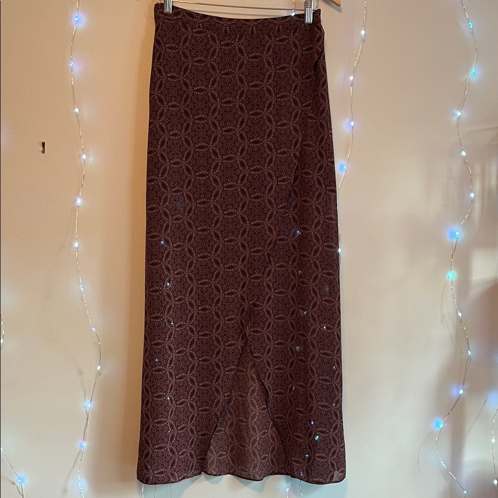 Elegant Brown Patterned Skirt